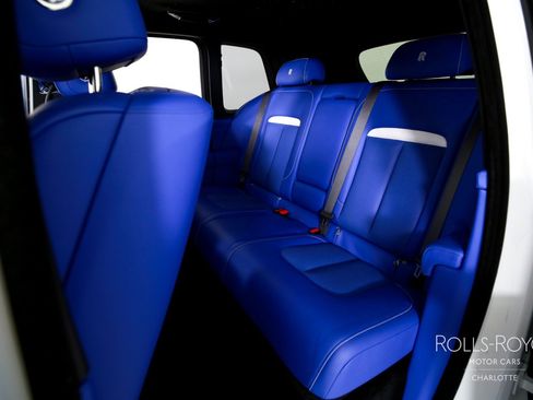 Used 2024 Rolls-Royce Cullinan AWD/4WD image 19