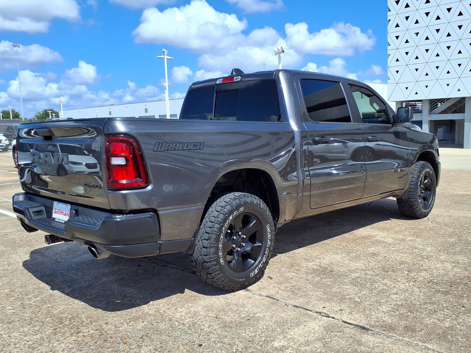Used 2025 RAM 1500 Warlock AWD/4WD image 28