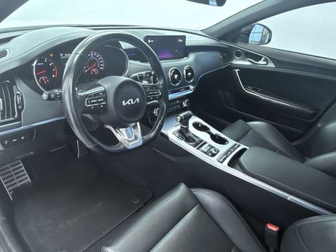 Used 2022 Kia Stinger GT1 image 12