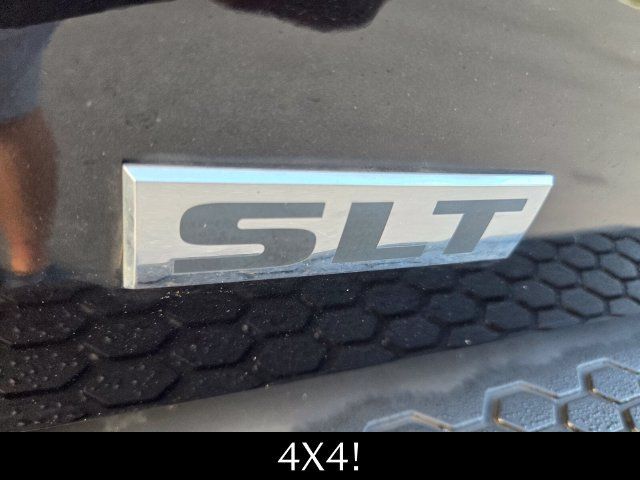Used 2016 RAM 1500 Classic SLT AWD/4WD image 6