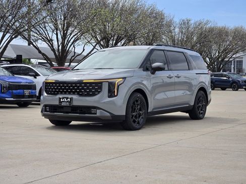 New 2026 Kia Carnival SX Prestige FWD image 2