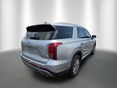 Used 2025 Hyundai Palisade SEL FWD image 4