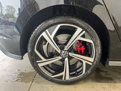 New 2025 Volkswagen GTI SE image 30