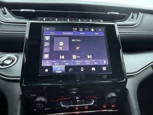 Used 2024 Jeep Grand Cherokee Laredo X w/ Trailer Tow Package image 22