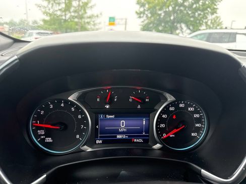 Used 2019 Chevrolet Equinox LT AWD/4WD image 8
