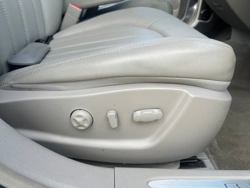 Used 2007 Buick Lucerne CXL w/ Luxury Package FWD image 16