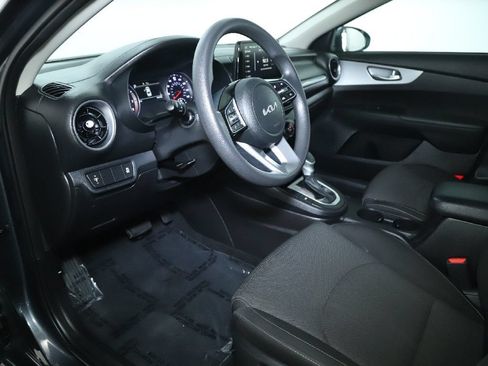 Used 2023 Kia Forte LXS FWD image 17