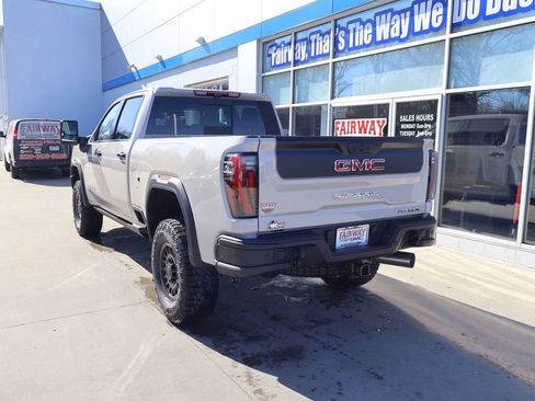 New 2026 GMC Sierra 2500 AT4X image 8