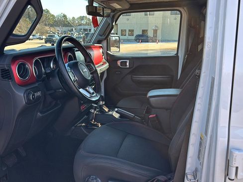 Used 2020 Jeep Wrangler Unlimited Rubicon image 9