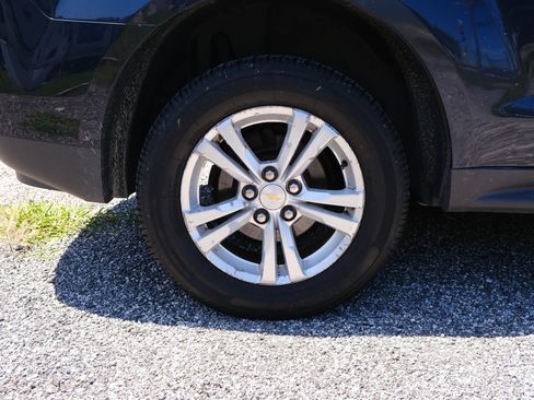 Used 2015 Chevrolet Equinox LT w/ Driver Convenience Package AWD/4WD image 11