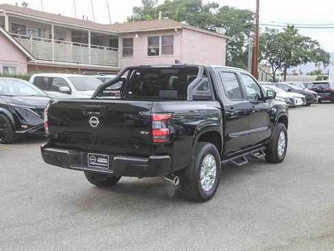 Certified 2023 Nissan Frontier SV w/ SV Convenience Package image 8