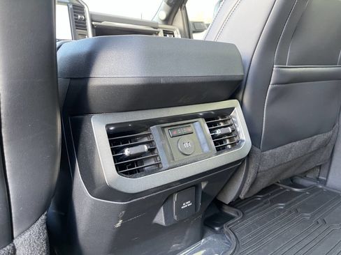 Used 2025 Ford F350 Platinum image 17