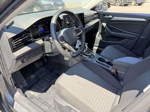 Used 2025 Volkswagen Jetta S FWD image 10