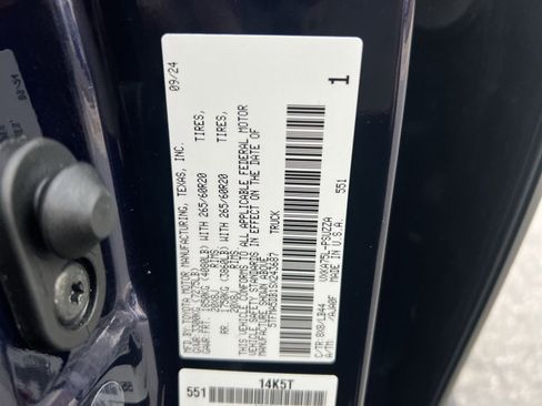 Used 2025 Toyota Tundra 1794 Edition AWD/4WD image 28