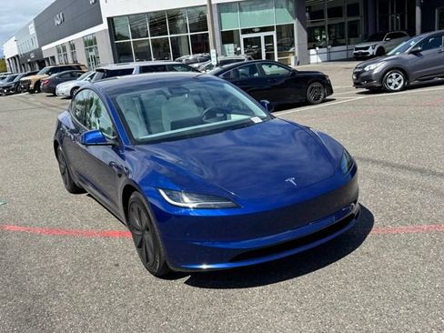 Used 2025 Tesla Model 3 Long Range AWD/4WD image 5