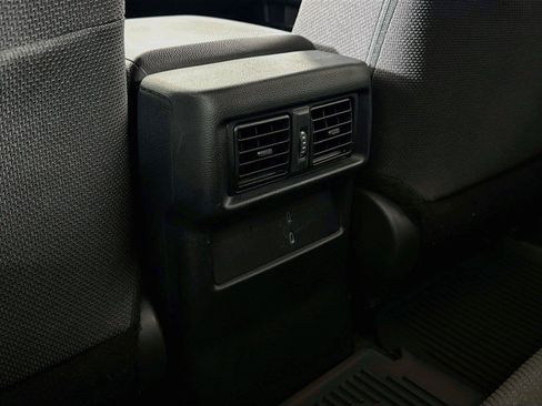 Certified 2025 Toyota 4Runner SR5 AWD/4WD image 32