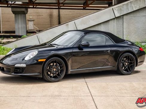 Used 2010 Porsche 911 Carrera RWD image 27