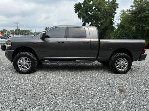 Used 2023 RAM 2500 Laramie w/ Night Edition AWD/4WD image 5