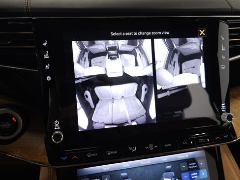 Used 2022 Jeep Grand Wagoneer Series III w/ Rear Seat Video Group 1 AWD/4WD image 31