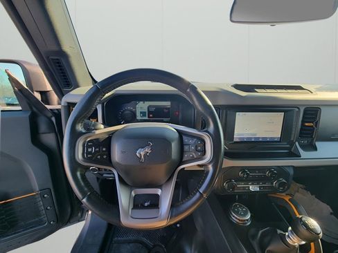 Used 2021 Ford Bronco Badlands image 12