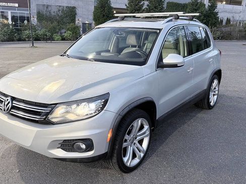 Used 2013 Volkswagen Tiguan SEL FWD image 7