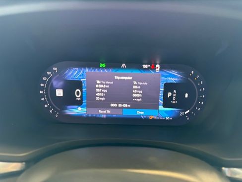 Used 2024 Volvo S60 B5 Plus w/ Climate Package FWD image 2