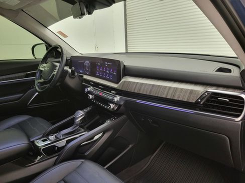 Used 2024 Kia Telluride SX Prestige w/ Towing Package image 41