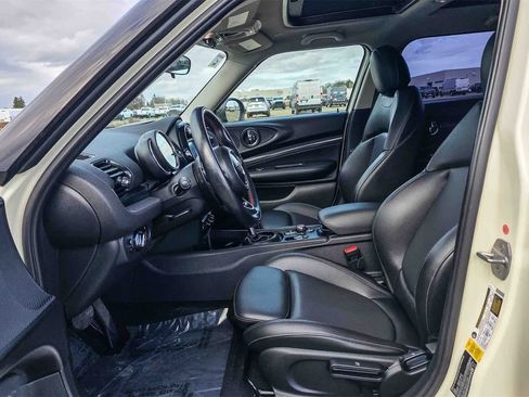 Used 2019 MINI Cooper Clubman S image 16