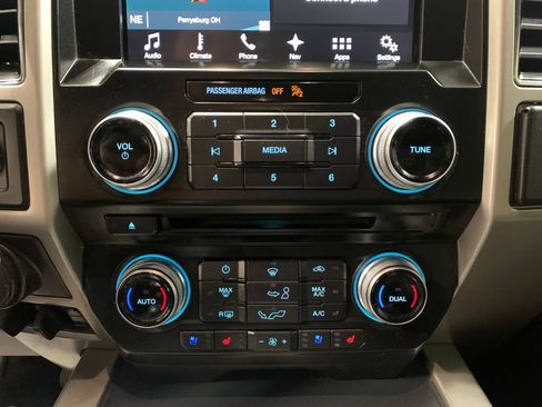 Used 2018 Ford F150 Lariat w/ Equipment Group 501A Mid AWD/4WD image 26
