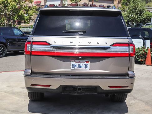 Used 2019 Lincoln Navigator L Reserve AWD/4WD image 5