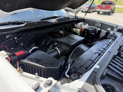 Used 2021 Chevrolet Silverado 2500 W/T w/ WT Fleet Convenience Package AWD/4WD image 21