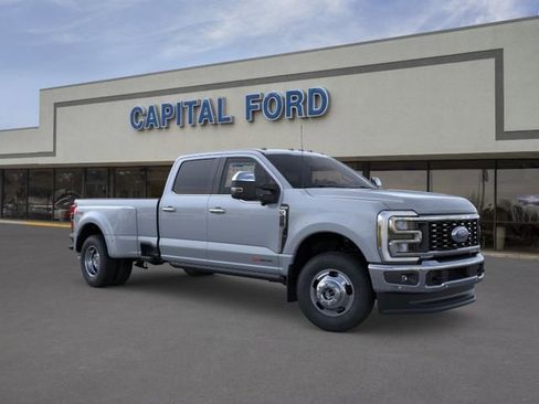 New 2026 Ford F350 King Ranch w/ Chrome Package AWD/4WD image 7