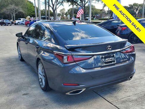 Used 2022 Lexus ES 350 Ultra Luxury w/ Accessory Package 2 FWD image 5