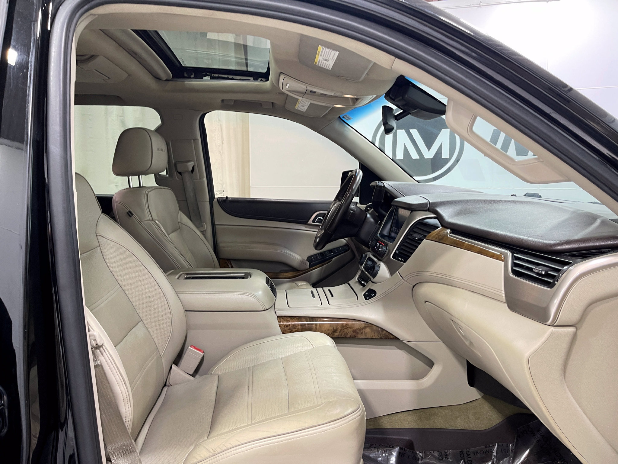 Used 2016 GMC Yukon Denali w/ Open Road Package AWD/4WD image 35