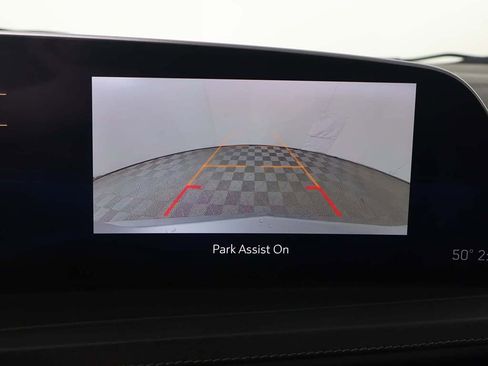 Used 2024 Cadillac XT4 Premium Luxury image 40