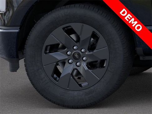 New 2025 Ford F150 Lightning Flash image 19