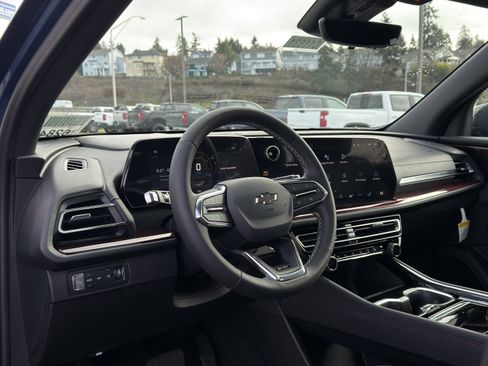 New 2026 Chevrolet Traverse Z71 w/ Driver Confidence Package image 12