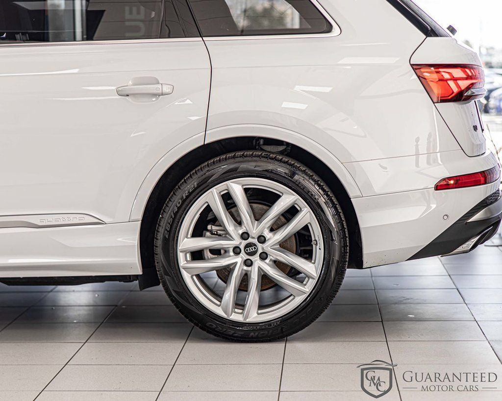 Used 2025 Audi Q7 3.0T Premium Plus w/ Premium Plus Package AWD/4WD image 8