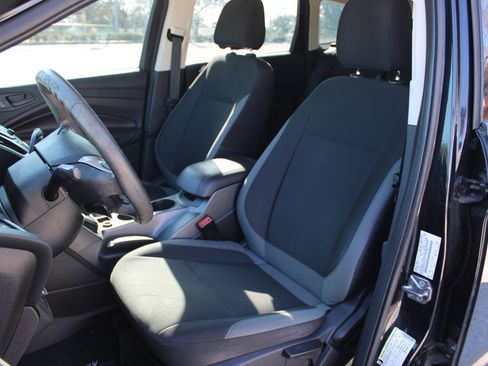 Used 2015 Ford Escape S image 6