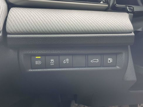 Used 2026 Toyota Camry SE FWD image 21
