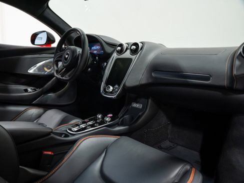 Used 2023 McLaren GT RWD image 59