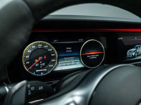 Used 2020 Mercedes-Benz E 63 AMG S image 28