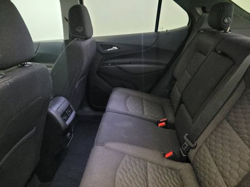 Used 2018 Chevrolet Equinox LT AWD/4WD image 18