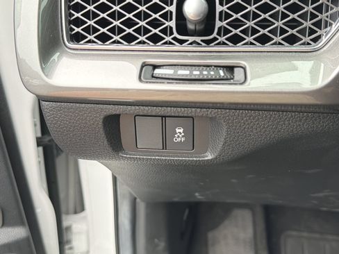 Used 2025 Acura Integra FWD image 7
