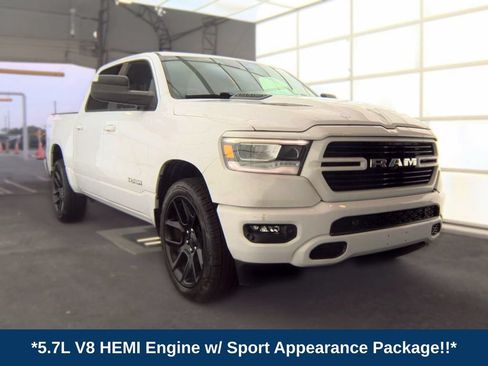 Used 2023 RAM 1500 Laramie AWD/4WD image 3