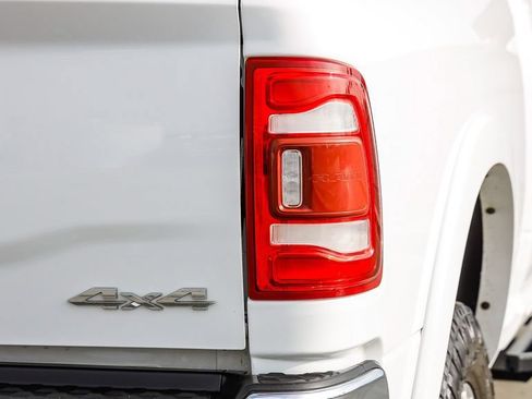 Used 2022 RAM 2500 Laramie AWD/4WD image 10