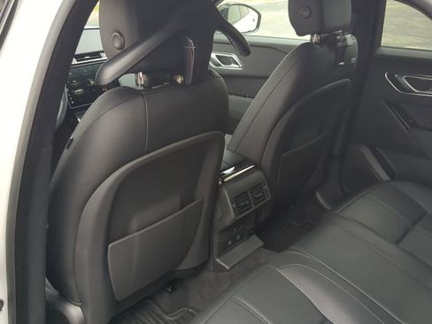 Certified 2025 Land Rover Range Rover Velar Dynamic SE image 19