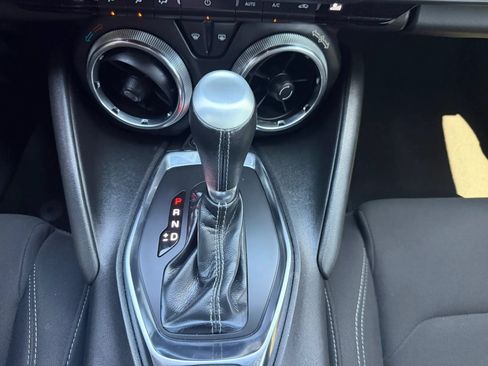Used 2022 Chevrolet Camaro LT RWD image 19