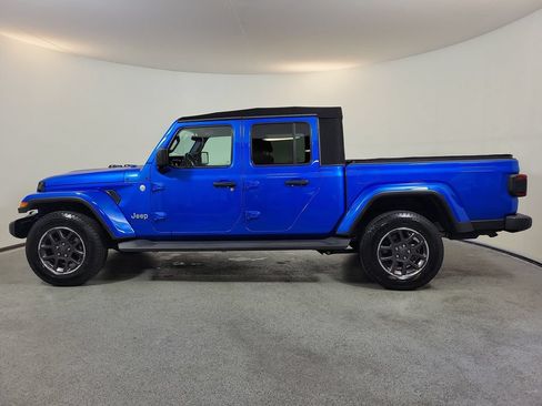 Used 2021 Jeep Gladiator Overland w/ Safety Group AWD/4WD image 4