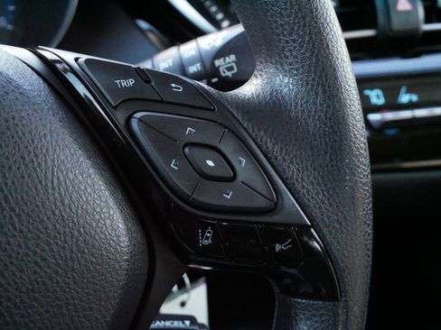 Used 2021 Toyota C-HR LE image 25